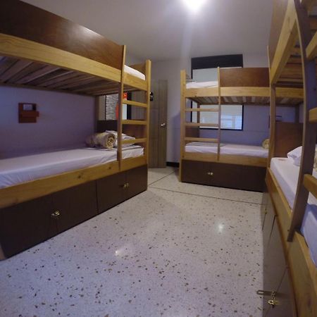 Wanderlust Hostel Armenia  Bagian luar foto