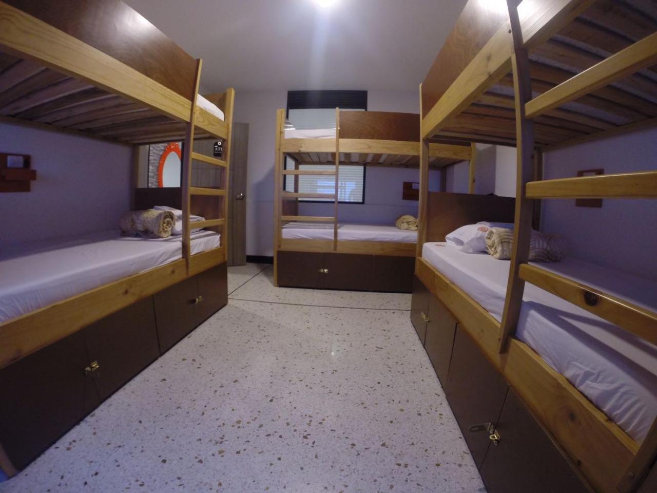 Wanderlust Hostel Armenia  Bagian luar foto